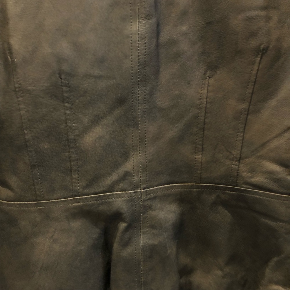 Danier Green Leather Fur Collar Insulated Jacket L 🎄 - Picture 8 of 12